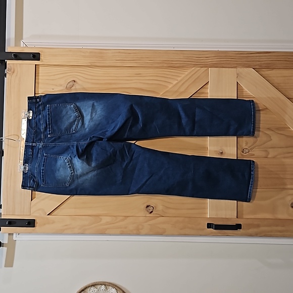 Kim Rogers | Dark Wash Jeans | Size 16 - Picture 3 of 5